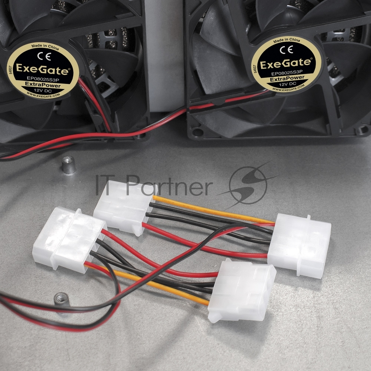 Серверный корпус ExeGate Pro 2U300-04 (RM 19", высота 2U, глубина 300, без БП, USB)