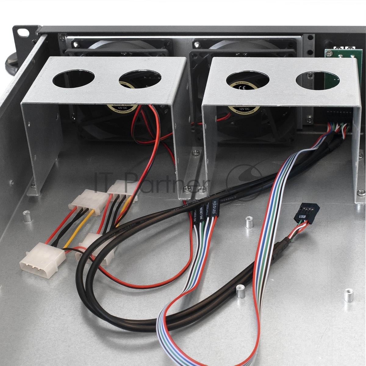 Серверный корпус ExeGate Pro 2U390-04 (RM 19", высота 2U, глубина 390, БП 1200ADS, USB)